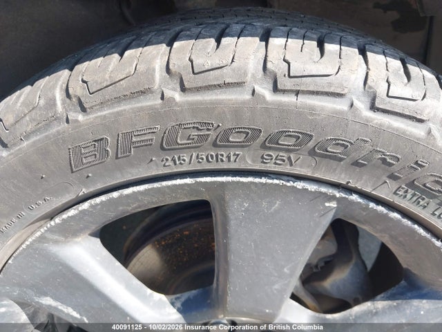 40091125 :رقم المزاد ، 2T1KR32E75C851153 vin ، 2005 Toyota Corolla Matrix Xr مزاد بيع