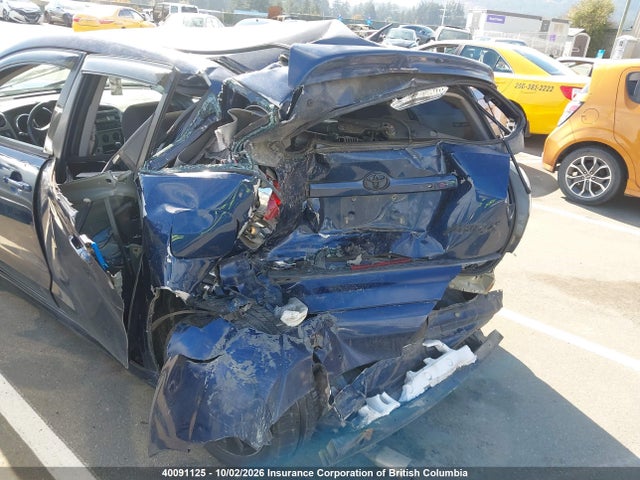 40091125 :رقم المزاد ، 2T1KR32E75C851153 vin ، 2005 Toyota Corolla Matrix Xr مزاد بيع