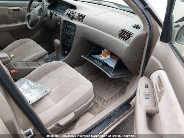 1998 Toyota Camry Ce/le/xle მანქანა იყიდება აუქციონზე, vin: JT2BG22K1W0216259, აუქციონის ნომერი: 40089255