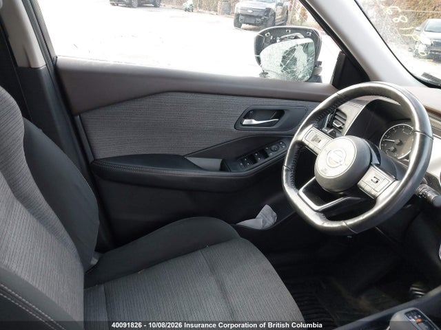 5N1AT3BB4MC745880 Nissan ROGUE SV
