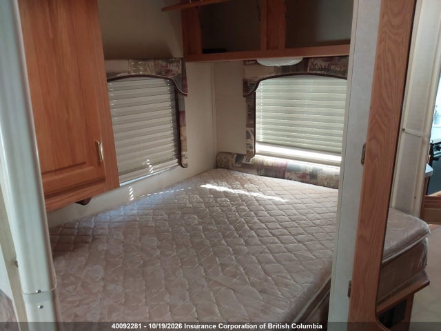 Продаж на аукціоні авто 2003 Ford Econoline E450 Super Duty Cutwy Van, vin: 1FDXE45S63HA62991, номер лоту: 40092281