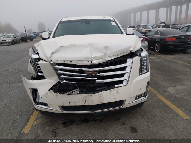 40091429 :رقم المزاد ، 1GYS4NKJ9FR529123 vin ، 2015 Cadillac Escalade Premium مزاد بيع