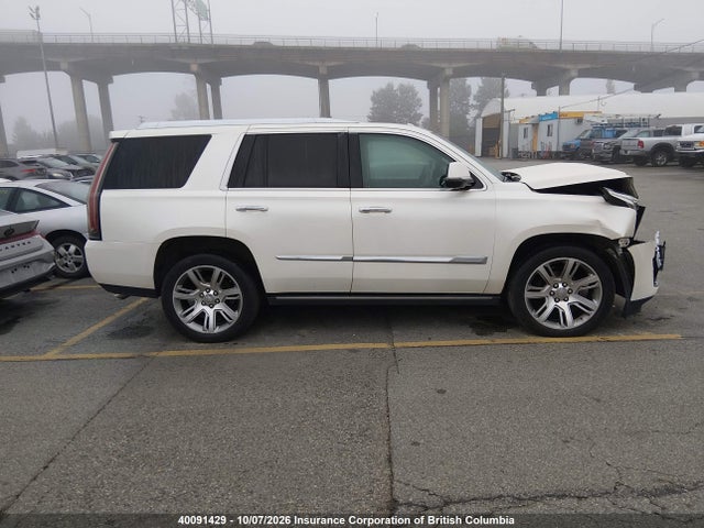 40091429 :رقم المزاد ، 1GYS4NKJ9FR529123 vin ، 2015 Cadillac Escalade Premium مزاد بيع