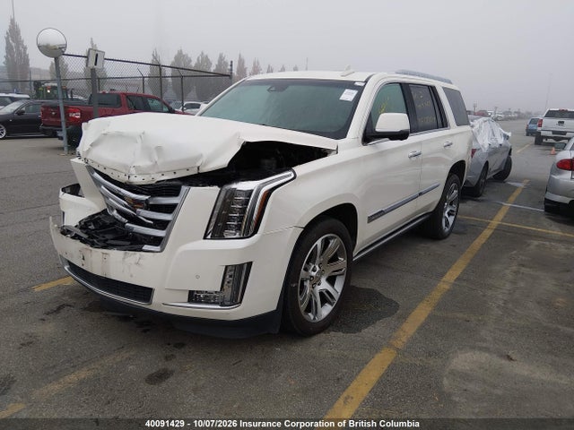 40091429 :رقم المزاد ، 1GYS4NKJ9FR529123 vin ، 2015 Cadillac Escalade Premium مزاد بيع
