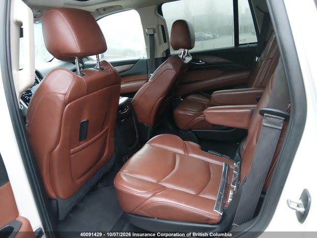 40091429 :رقم المزاد ، 1GYS4NKJ9FR529123 vin ، 2015 Cadillac Escalade Premium مزاد بيع