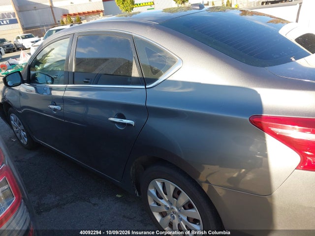 40092294 :رقم المزاد ، 3N1AB7APXHL664102 vin ، 2017 Nissan Sentra S/sv/sr/sl مزاد بيع