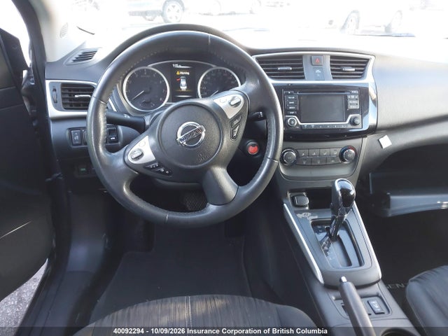 40092294 :رقم المزاد ، 3N1AB7APXHL664102 vin ، 2017 Nissan Sentra S/sv/sr/sl مزاد بيع