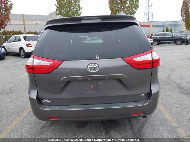 Продаж на аукціоні авто 2015 Toyota Sienna Le 8 Passenger, vin: 5TDKK3DC8FS690580, номер лоту: 40092296