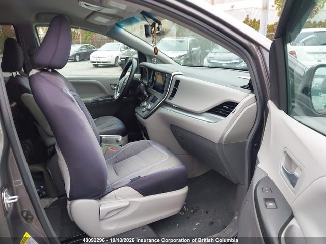 Продаж на аукціоні авто 2015 Toyota Sienna Le 8 Passenger, vin: 5TDKK3DC8FS690580, номер лоту: 40092296
