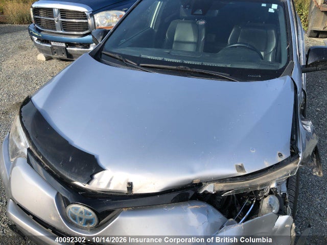 Auction sale of the 2017 Toyota Rav4, vin: JTMJJREV3HD104948, lot number: 40092302
