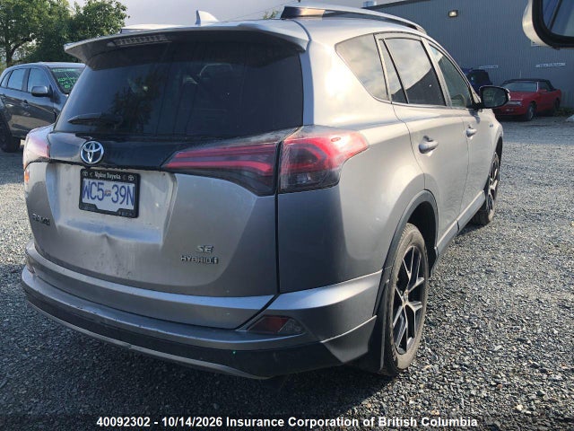 Auction sale of the 2017 Toyota Rav4, vin: JTMJJREV3HD104948, lot number: 40092302