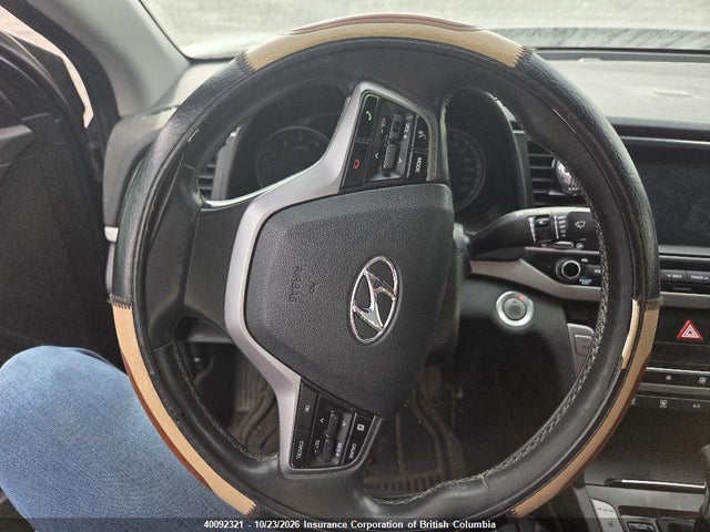 Продажа на аукционе авто 2017 Hyundai Elantra Se/value/limited, vin: KMHD84LF4HU098368, номер лота: 40092321