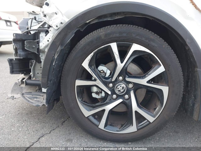 2020 Toyota C-hr მანქანა იყიდება აუქციონზე, vin: JTNKHMBX2L1062660, აუქციონის ნომერი: 40092333