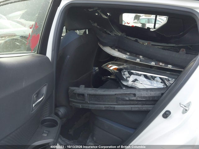 2020 Toyota C-hr მანქანა იყიდება აუქციონზე, vin: JTNKHMBX2L1062660, აუქციონის ნომერი: 40092333
