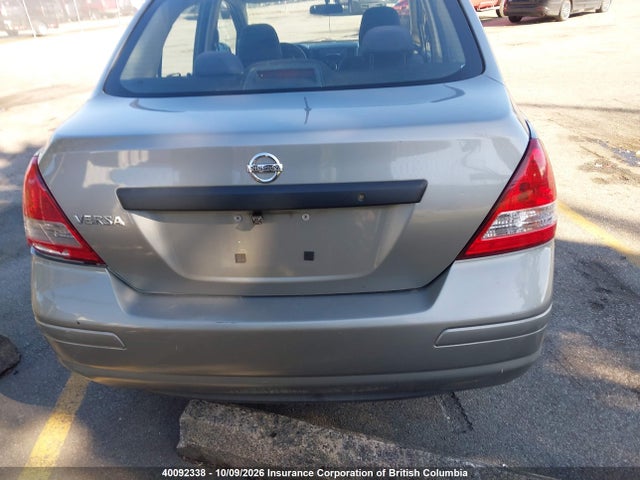 40092338 :رقم المزاد ، 3N1CC1AP9AL449173 vin ، 2010 Nissan Versa مزاد بيع