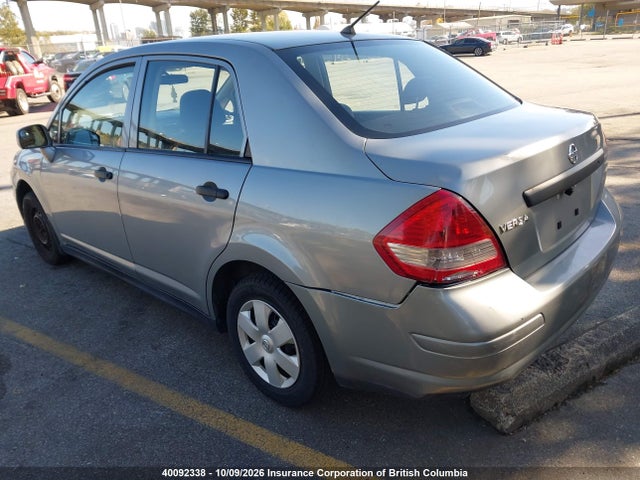40092338 :رقم المزاد ، 3N1CC1AP9AL449173 vin ، 2010 Nissan Versa مزاد بيع