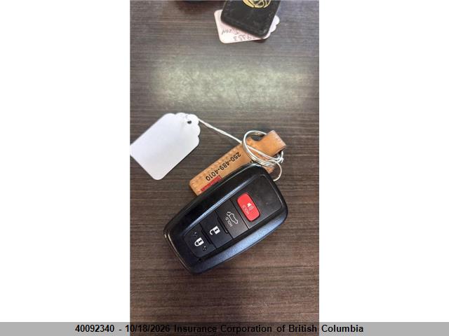 Toyota RAV4 2024 2T3RWRFV8RW223456 Image 12
