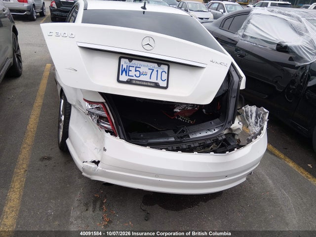 2010 Mercedes-benz C 300 4matic მანქანა იყიდება აუქციონზე, vin: WDDGF8BB5AF501884, აუქციონის ნომერი: 40091584