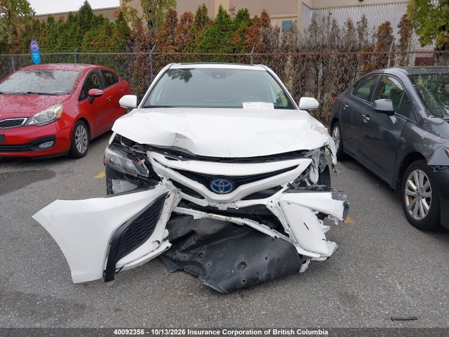 2022 Toyota Camry მანქანა იყიდება აუქციონზე, vin: 4T1B21HK7NU018022, აუქციონის ნომერი: 40092356
