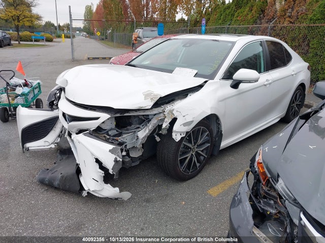 2022 Toyota Camry მანქანა იყიდება აუქციონზე, vin: 4T1B21HK7NU018022, აუქციონის ნომერი: 40092356
