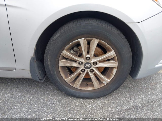 Продажа на аукционе авто 2012 Hyundai Sonata Gls, vin: 5NPEB4AC8CH379532, номер лота: 40092373
