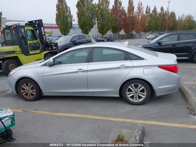 Продажа на аукционе авто 2012 Hyundai Sonata Gls, vin: 5NPEB4AC8CH379532, номер лота: 40092373