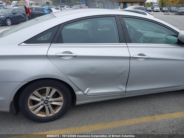 Продажа на аукционе авто 2012 Hyundai Sonata Gls, vin: 5NPEB4AC8CH379532, номер лота: 40092373