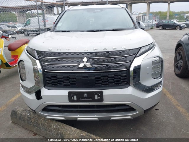 40065523 :رقم المزاد ، JA4T5VA98SZ622587 vin ، 2025 Mitsubishi Outlander Phev Le/se/sel S-awc مزاد بيع