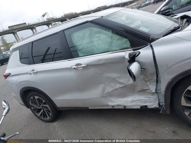 40065523 :رقم المزاد ، JA4T5VA98SZ622587 vin ، 2025 Mitsubishi Outlander Phev Le/se/sel S-awc مزاد بيع