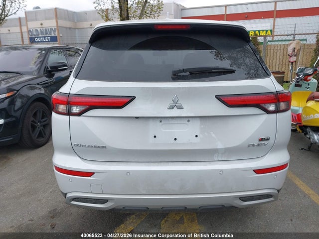 40065523 :رقم المزاد ، JA4T5VA98SZ622587 vin ، 2025 Mitsubishi Outlander Phev Le/se/sel S-awc مزاد بيع