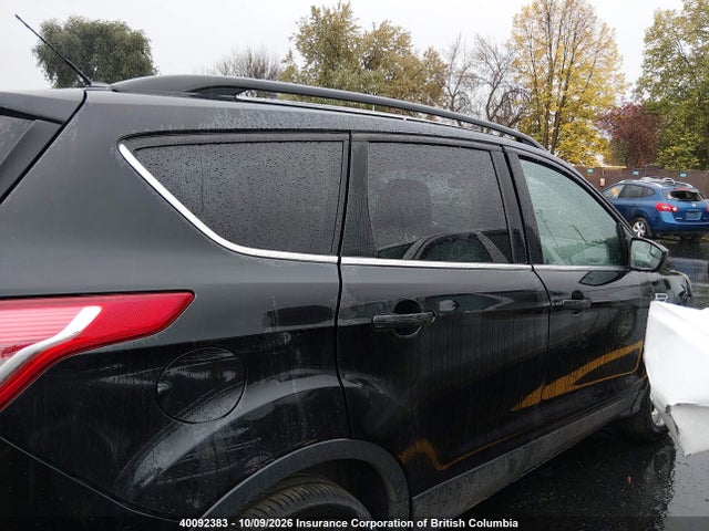 40092383 :رقم المزاد ، 1FMCU9GX3FUA69433 vin ، 2015 Ford Escape Se مزاد بيع