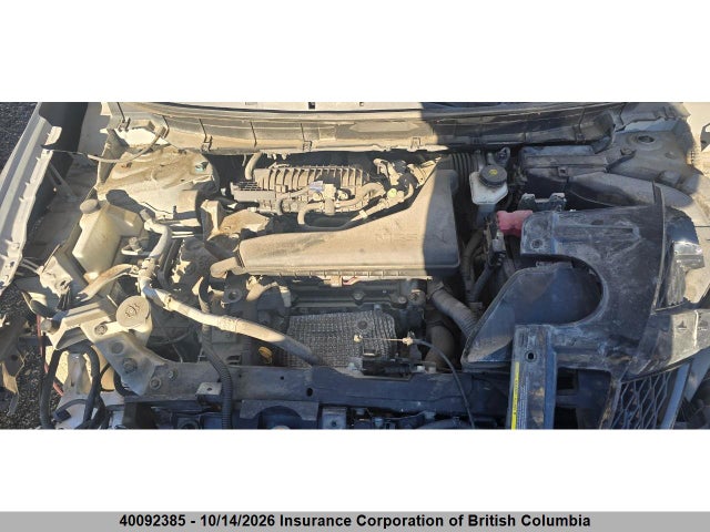 2015 Nissan Rogue მანქანა იყიდება აუქციონზე, vin: 5N1AT2MV7FC882185, აუქციონის ნომერი: 40092385