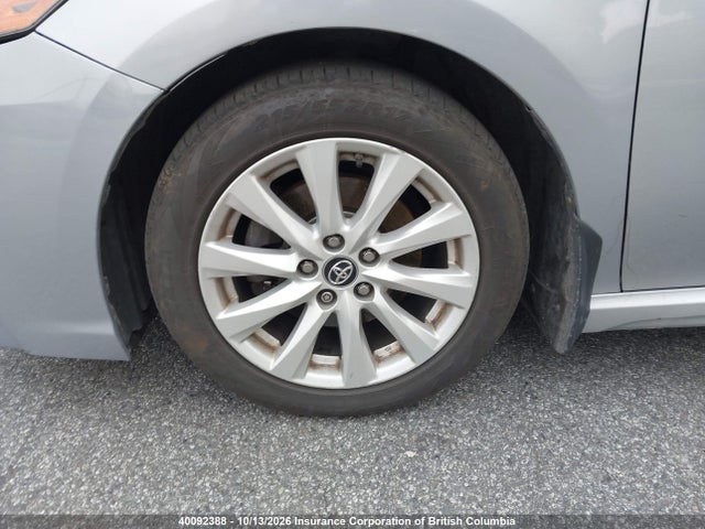 40092388 :رقم المزاد ، 4T1B11HK0JU121036 vin ، 2018 Toyota Camry مزاد بيع