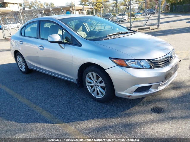 Aukcja sprzedaży 2012 Honda Civic, vin: 2HGFB2F55CH103323, numer aukcji: 40092390