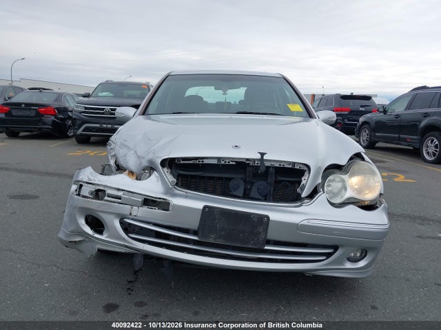 40092422 :رقم المزاد ، WDBRF52H67F853918 vin ، 2007 Mercedes-benz C 230 مزاد بيع
