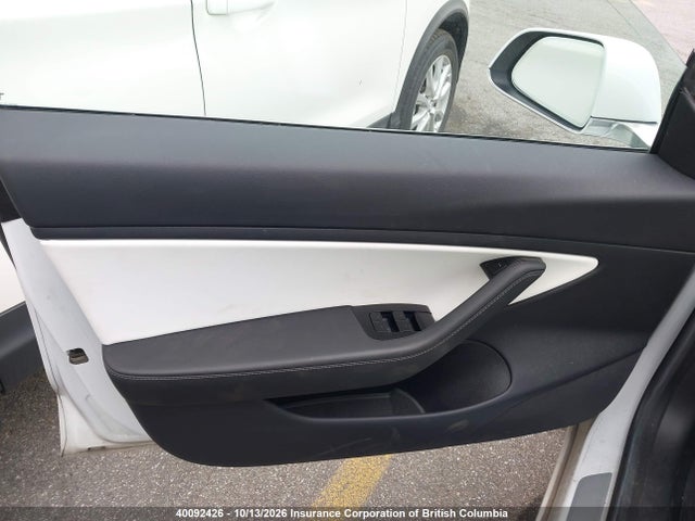 Tesla MODEL 3 2019 5YJ3E1EAXKF426014 Image 21