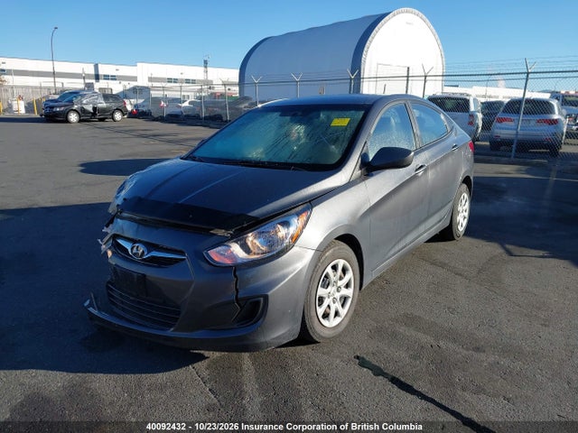 2012 Hyundai Accent Gls/gs მანქანა იყიდება აუქციონზე, vin: KMHCT4AE7CU049744, აუქციონის ნომერი: 40092432