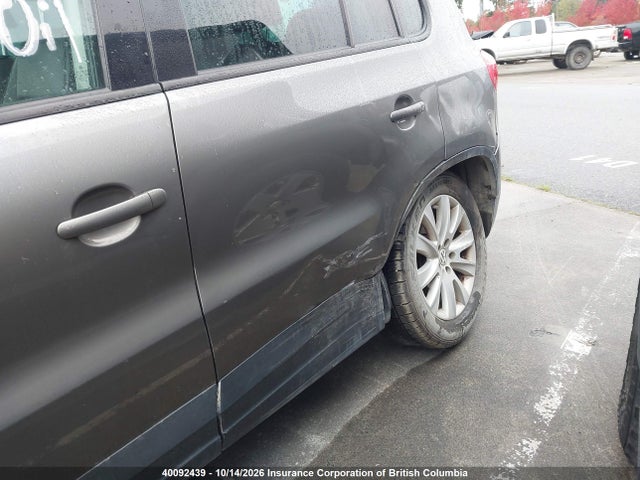 Продажа на аукционе авто 2011 Volkswagen Tiguan S/se/sel, vin: WVGBV7AX4BW520065, номер лота: 40092439
