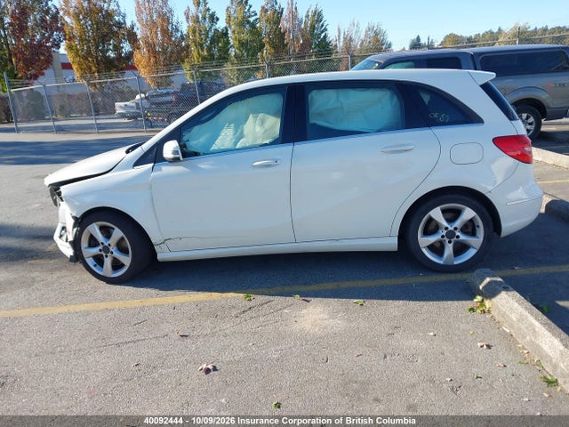 2014 Mercedes-benz B250 მანქანა იყიდება აუქციონზე, vin: WDDMH4EB1EJ286265, აუქციონის ნომერი: 40092444