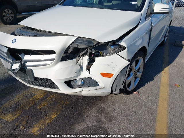 2014 Mercedes-benz B250 მანქანა იყიდება აუქციონზე, vin: WDDMH4EB1EJ286265, აუქციონის ნომერი: 40092444