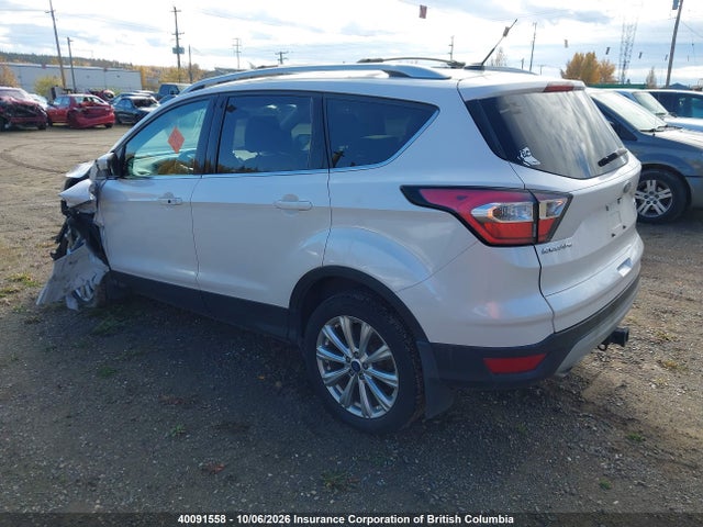 Ford Escape Titanium 2017 1FMCU9J99HUE60390 Image 3