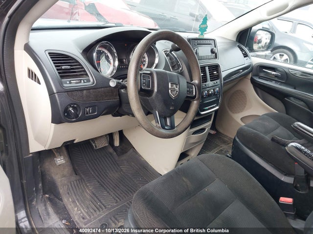 40092474 :رقم المزاد ، 2C4RDGBG4HR556912 vin ، 2017 Dodge Grand Caravan Se مزاد بيع
