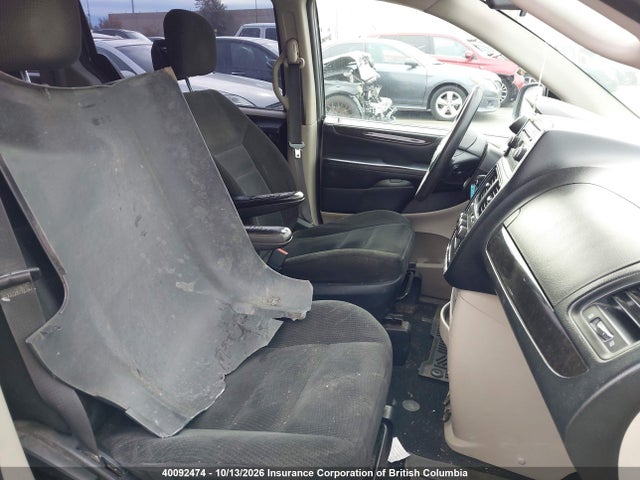 40092474 :رقم المزاد ، 2C4RDGBG4HR556912 vin ، 2017 Dodge Grand Caravan Se مزاد بيع