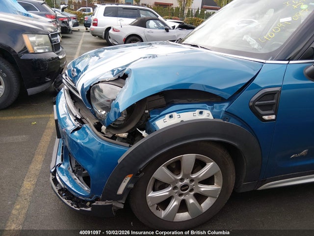 Продаж на аукціоні авто 2018 Mini Cooper Countryman All4, vin: WMZYV5C37J3E02740, номер лоту: 40091097