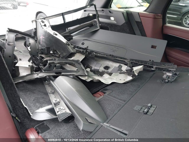 Продаж на аукціоні авто 2025 Land Rover Range Rover P400 Se Swb, vin: SALKP9FU1SA333607, номер лоту: 40092510