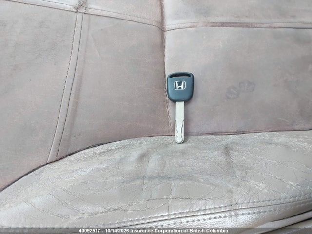 40092517 :رقم المزاد ، JHLRD789X4C802747 vin ، 2004 Honda Cr-v مزاد بيع