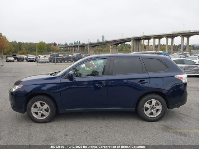 Продажа на аукционе авто 2014 Mitsubishi Outlander Es, vin: JA4AZ2A37EZ605855, номер лота: 40092536