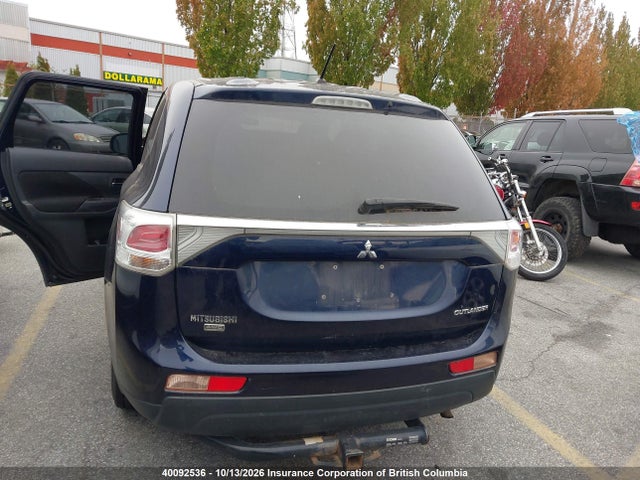 Продажа на аукционе авто 2014 Mitsubishi Outlander Es, vin: JA4AZ2A37EZ605855, номер лота: 40092536