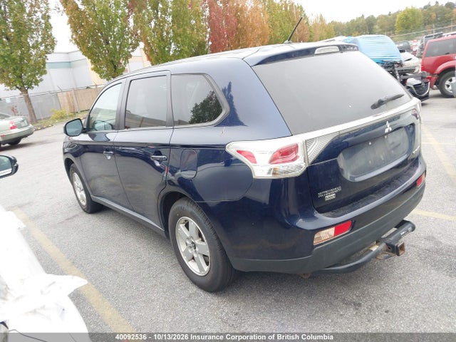Продажа на аукционе авто 2014 Mitsubishi Outlander Es, vin: JA4AZ2A37EZ605855, номер лота: 40092536