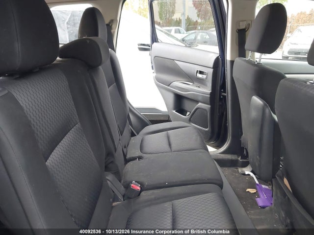 Продажа на аукционе авто 2014 Mitsubishi Outlander Es, vin: JA4AZ2A37EZ605855, номер лота: 40092536